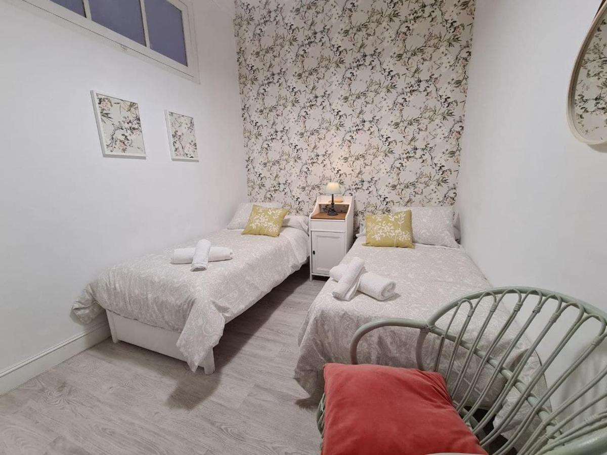 122A - Emblematica Vivienda En Playa San Lorenzo Gijón Exteriér fotografie